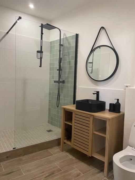 Cassis Centre, Superbe Appartement Neuf, 50M Port. Экстерьер фото