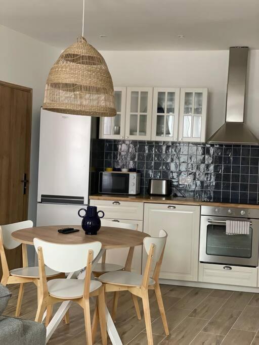 Cassis Centre, Superbe Appartement Neuf, 50M Port. Экстерьер фото