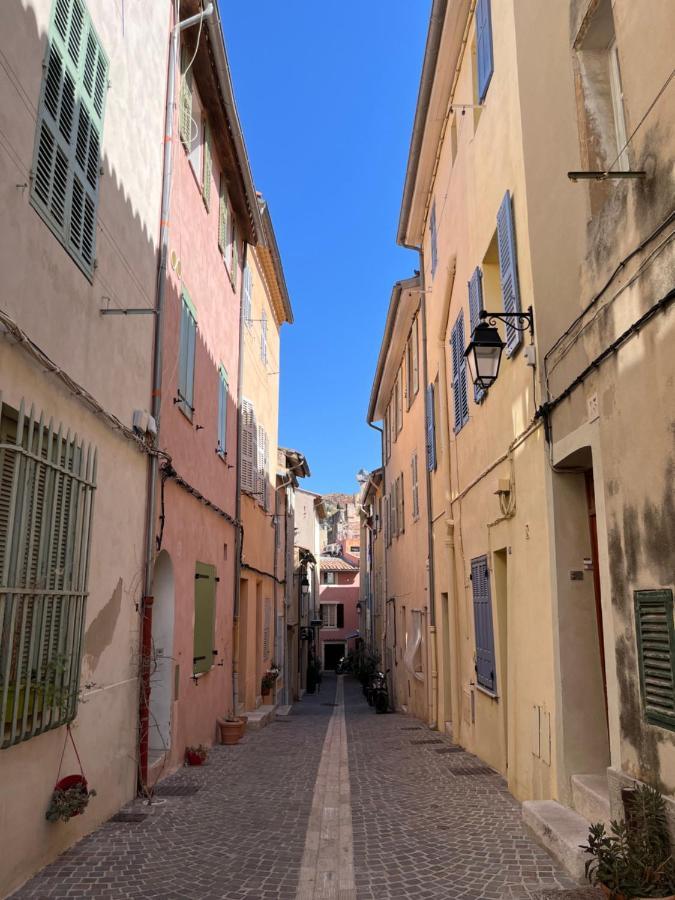 Cassis Centre, Superbe Appartement Neuf, 50M Port. Экстерьер фото
